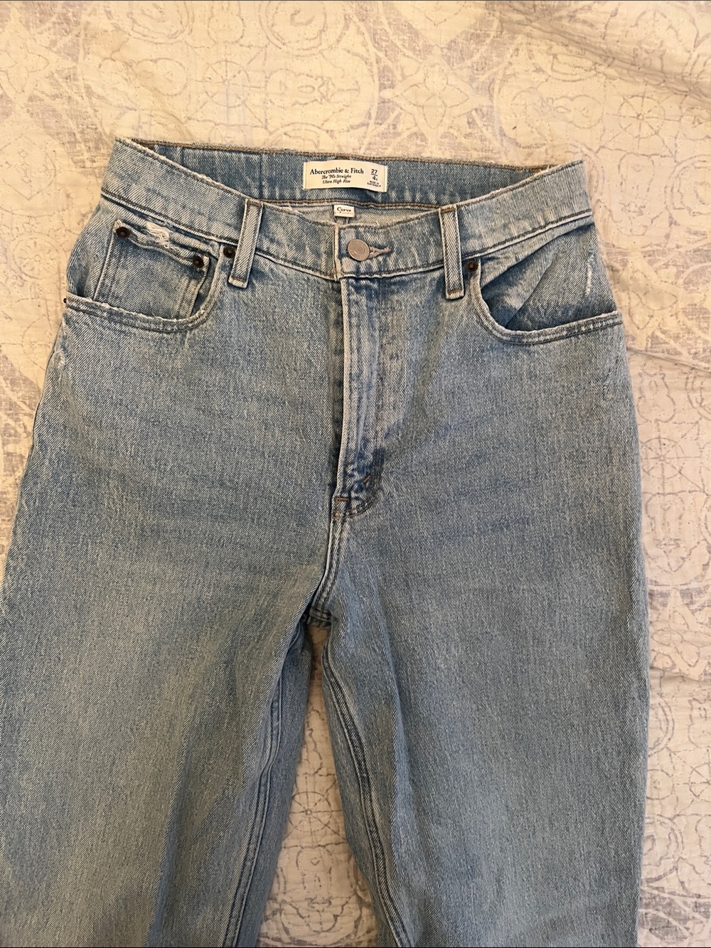 Abercrombie & Fitch Vintage-Light Blue Straight Leg Jeans